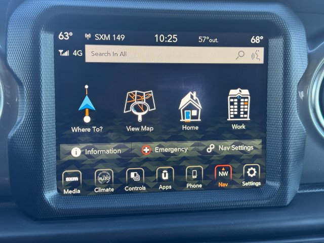 Certified 2023 Jeep Gladiator Overland AWD/4WD image 34