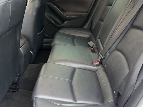 Used 2017 MAZDA MAZDA3 Touring image 9