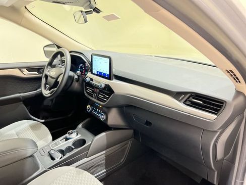 Used 2020 Ford Escape SE FWD image 23