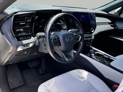 Used 2024 Lexus RX 350 Premium w/ Accessory Package (Z1) FWD image 18