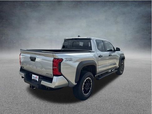 Used 2025 Toyota Tacoma TRD Off-Road AWD/4WD image 10