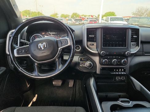 Used 2020 RAM 1500 Big Horn AWD/4WD image 6