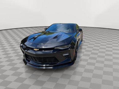 Used 2017 Chevrolet Camaro SS RWD image 3