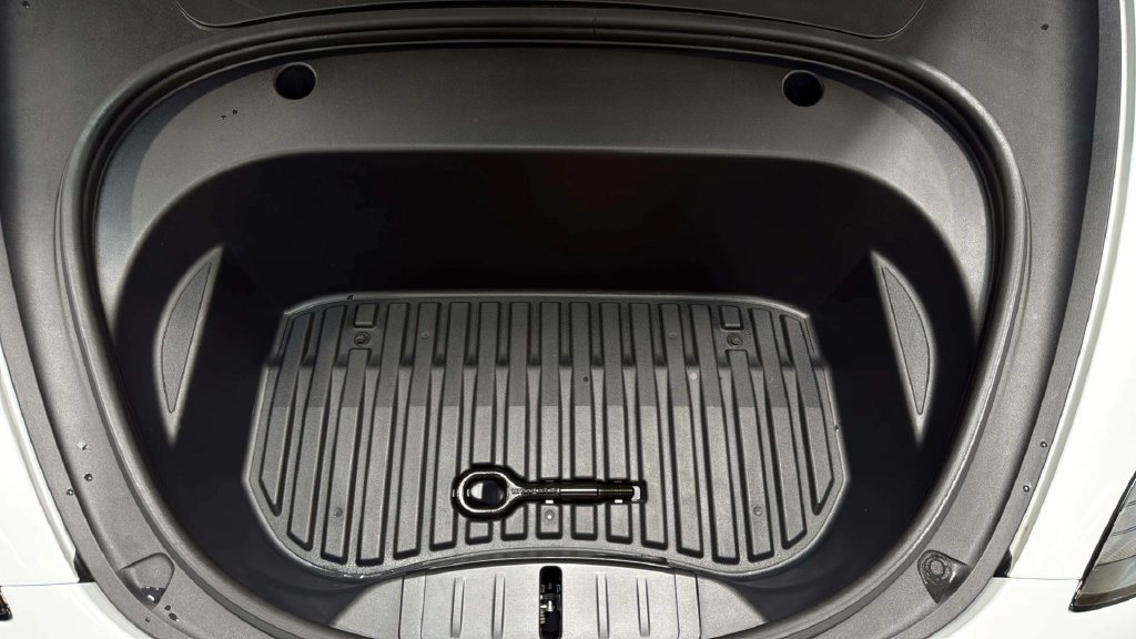 Used 2023 Tesla Model 3 Standard Range RWD image 55