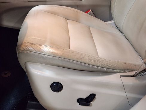 Used 2019 Jeep Grand Cherokee Limited image 45