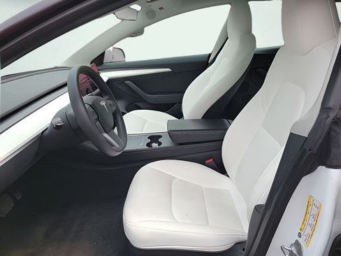 Used 2023 Tesla Model 3 Standard Range RWD image 3