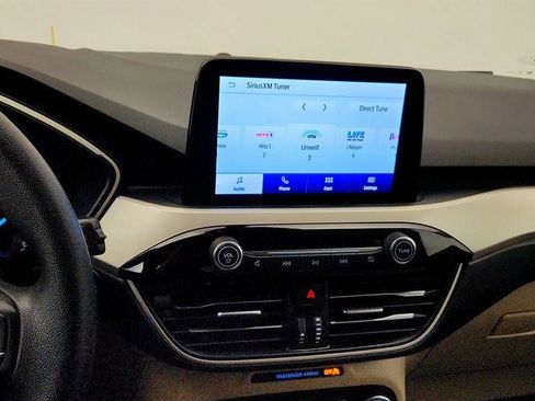 Used 2020 Ford Escape SE AWD/4WD image 17