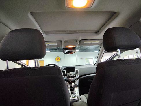 Used 2014 Chevrolet Cruze LT FWD image 18