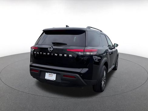 Used 2025 Nissan Pathfinder SV FWD image 15