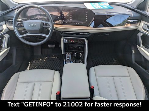 Certified 2025 Audi Q5 Premium w/ Convenience Package AWD/4WD image 18