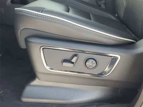 New 2026 RAM 1500 Limited image 17