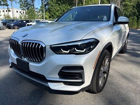 Used 2023 BMW X5 xDrive40i w/ Premium Package AWD/4WD image 1