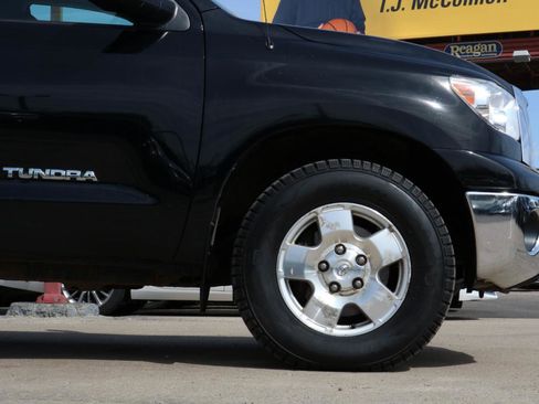 Used 2013 Toyota Tundra 4x4 Double Cab w/ TRD Off-Road Pkg image 5