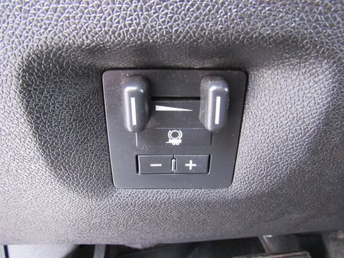 Used 2012 GMC Sierra 2500 Denali w/ Suspension Package, Off-Road image 20