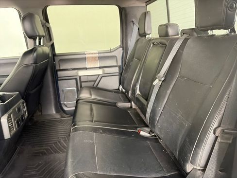 Used 2018 Ford F250 Lariat w/ Lariat Value Package AWD/4WD image 13