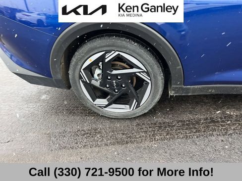 Certified 2025 Kia K4 EX image 23