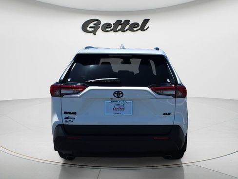 Used 2024 Toyota RAV4 XLE w/ Convenience Package FWD image 6