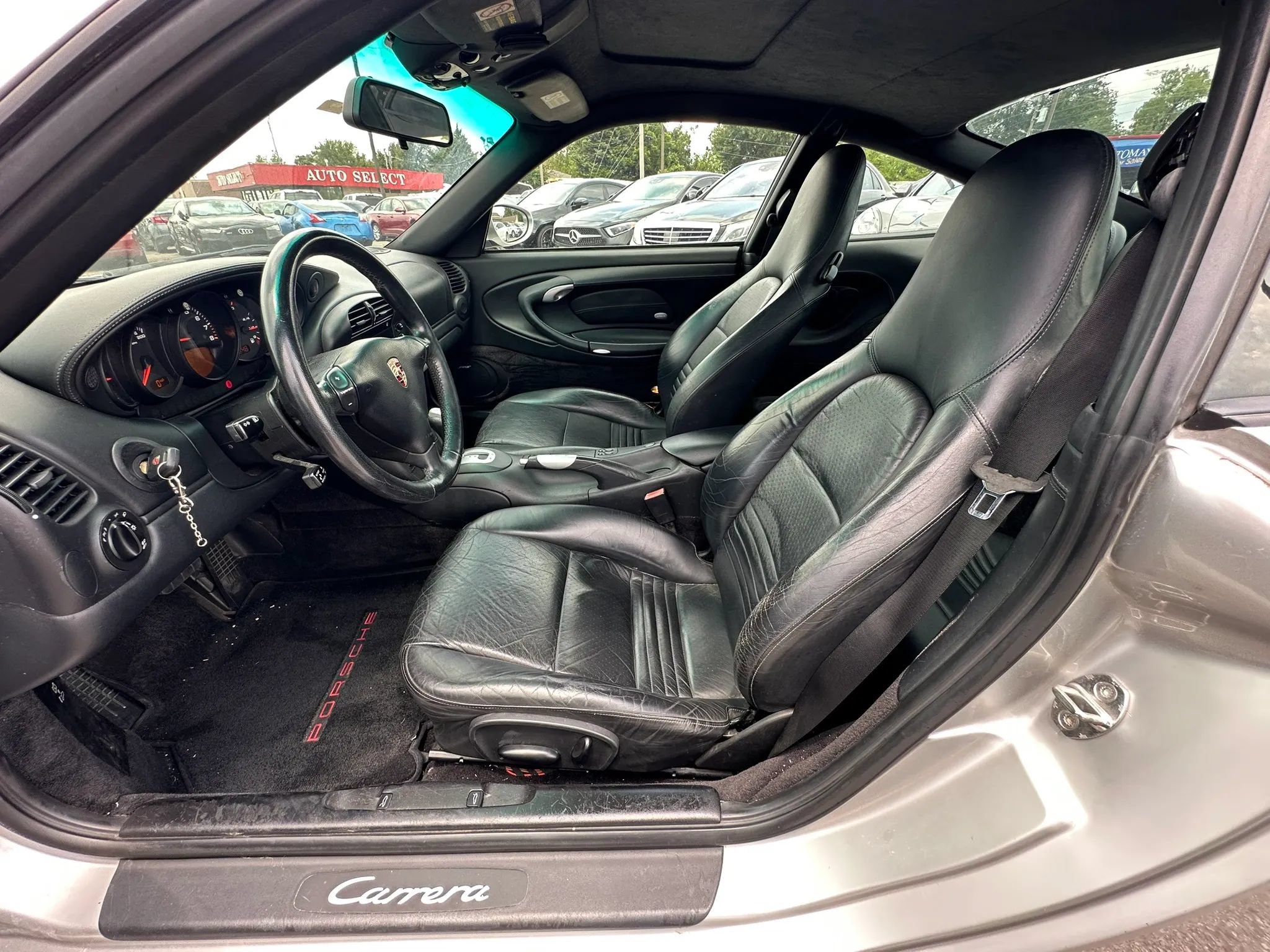 Used 2003 Porsche 911 Carrera RWD image 9