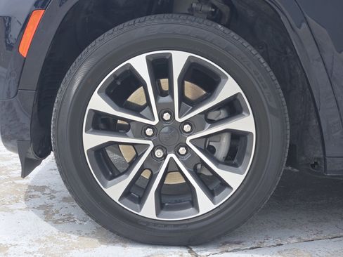 Used 2023 Jeep Grand Cherokee L Overland image 15