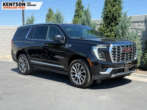 Used 2026 GMC Yukon Denali w/ Sun & Power Step Package AWD/4WD image 10
