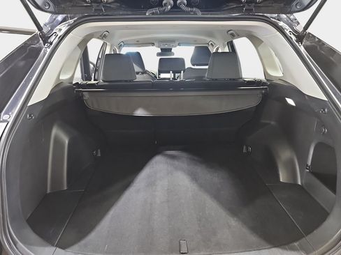 Used 2025 Toyota RAV4 XLE AWD/4WD image 14