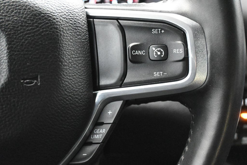 Used 2022 RAM 1500 Laramie AWD/4WD image 7