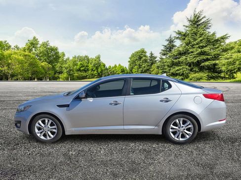 Used 2013 Kia Optima LX image 4