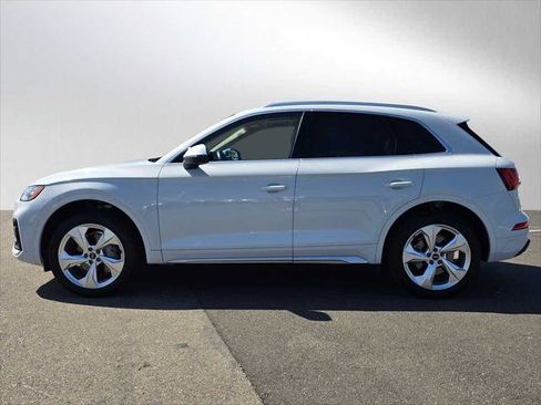 Used 2021 Audi Q5 2.0T Premium Plus w/ Premium Plus Package AWD/4WD image 6