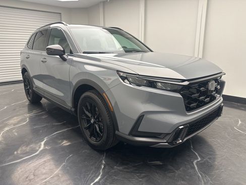 Used 2025 Honda CR-V Sport image 2