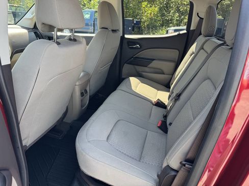 Used 2018 GMC Canyon SLE image 13