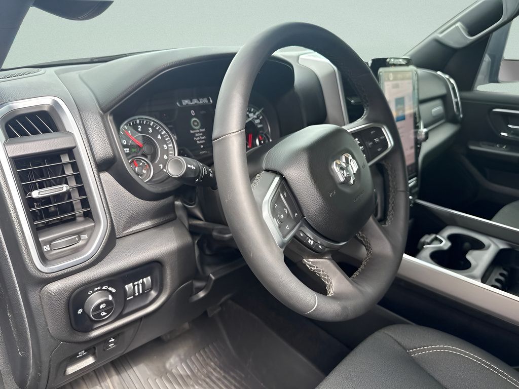 Used 2025 RAM 1500 Big Horn AWD/4WD image 14