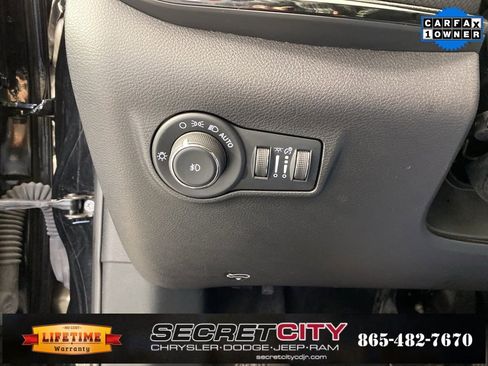 Used 2024 Jeep Compass Trailhawk w/ Trailhawk Convenience Group image 13