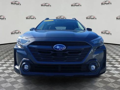Used 2023 Subaru Outback Premium image 2
