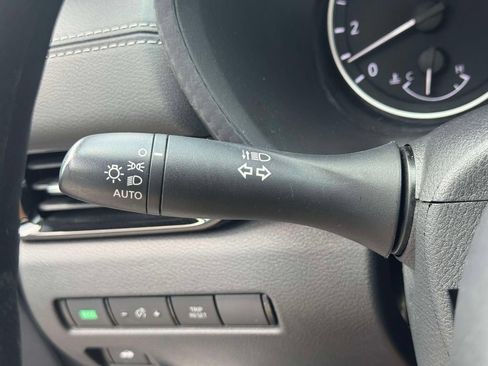 Used 2024 Nissan Sentra SV FWD image 21