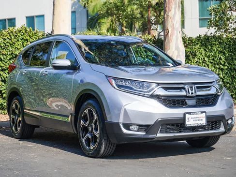 Used 2019 Honda CR-V Touring image 3
