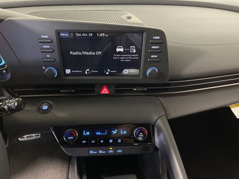 New 2026 Hyundai Elantra Sport FWD image 22