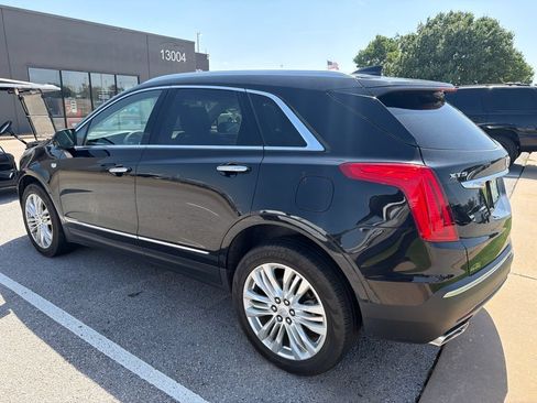 Used 2018 Cadillac XT5 Premium Luxury FWD image 4