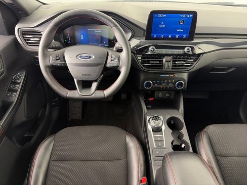 Used 2025 Ford Escape ST-Line Select AWD/4WD image 14