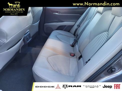 Used 2024 Toyota Camry SE w/ Cold Weather Package AWD/4WD image 18