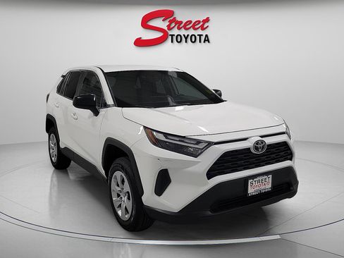 Certified 2024 Toyota RAV4 LE image 5