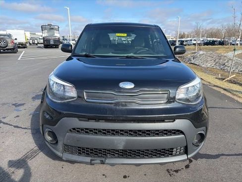 Used 2019 Kia Soul image 11