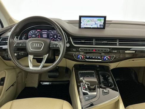 Used 2019 Audi Q7 3.0T Prestige AWD/4WD image 9