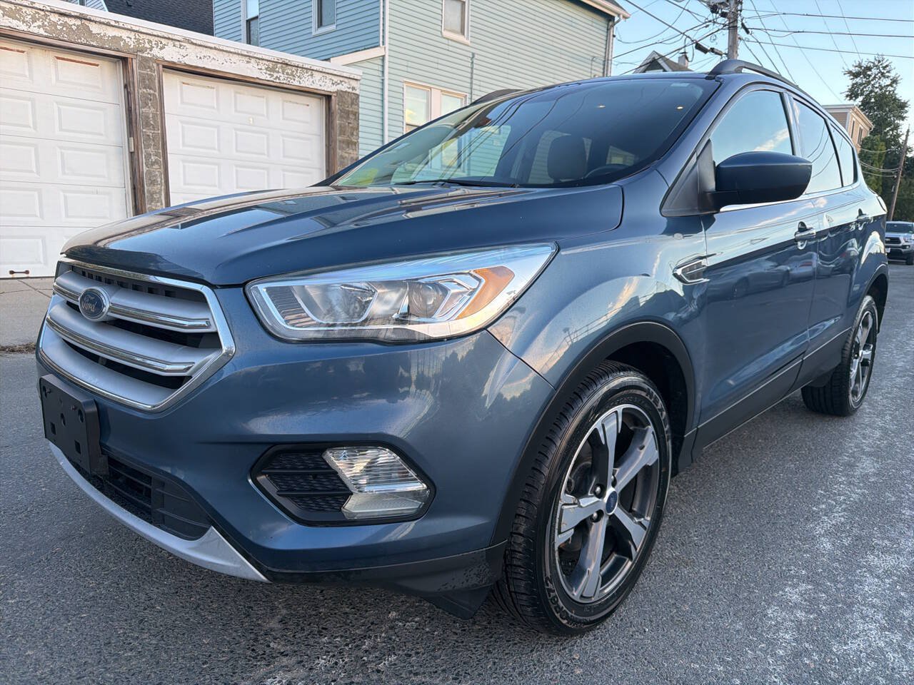 Used 2018 Ford Escape SEL FWD image 1