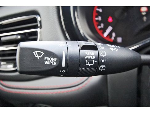Used 2025 Dodge Durango GT AWD/4WD image 16