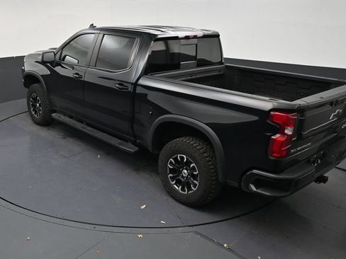 Used 2024 Chevrolet Silverado 1500 ZR2 w/ Technology Package AWD/4WD image 14