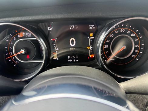 Used 2020 Jeep Wrangler Unlimited Sahara AWD/4WD image 12