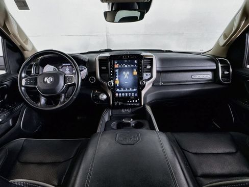 Used 2021 RAM 1500 Laramie AWD/4WD image 29