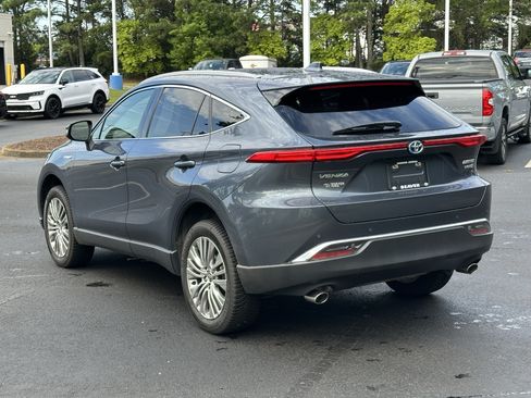 Used 2021 Toyota Venza Limited AWD/4WD image 9