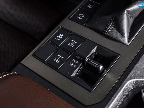 Used 2025 Toyota Land Cruiser w/ Premium Package image 31