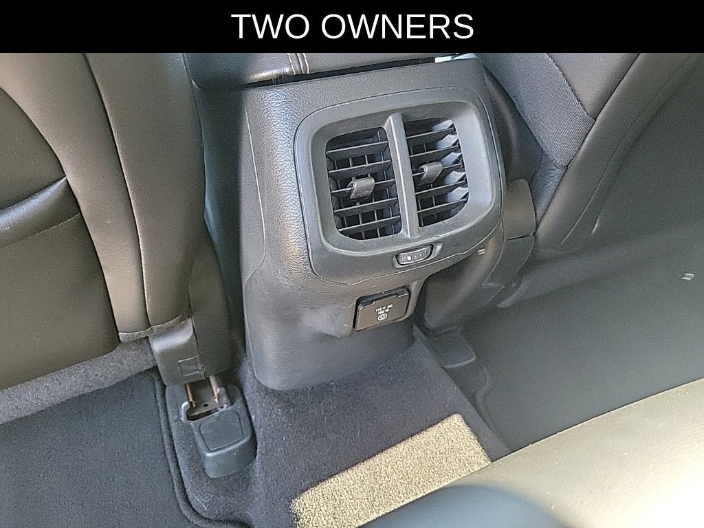 Used 2015 Jeep Cherokee Limited AWD/4WD image 9